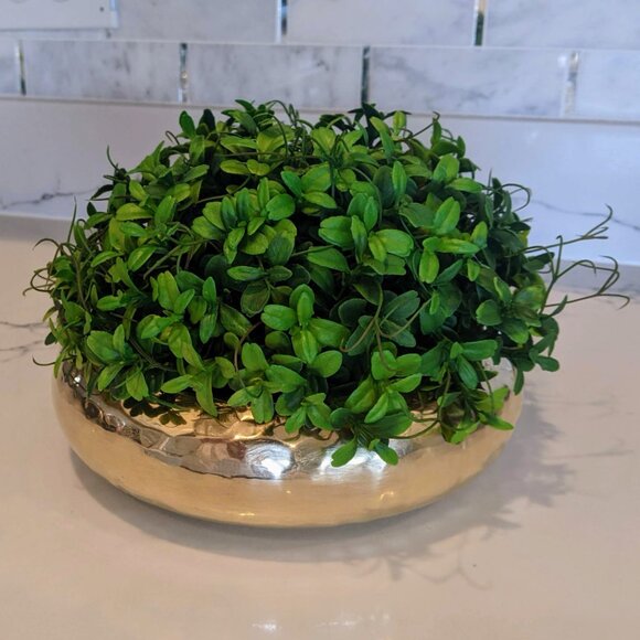 Hammered Solid Brass Floral Planter India 8.5" X 3" - Picture 7 of 7